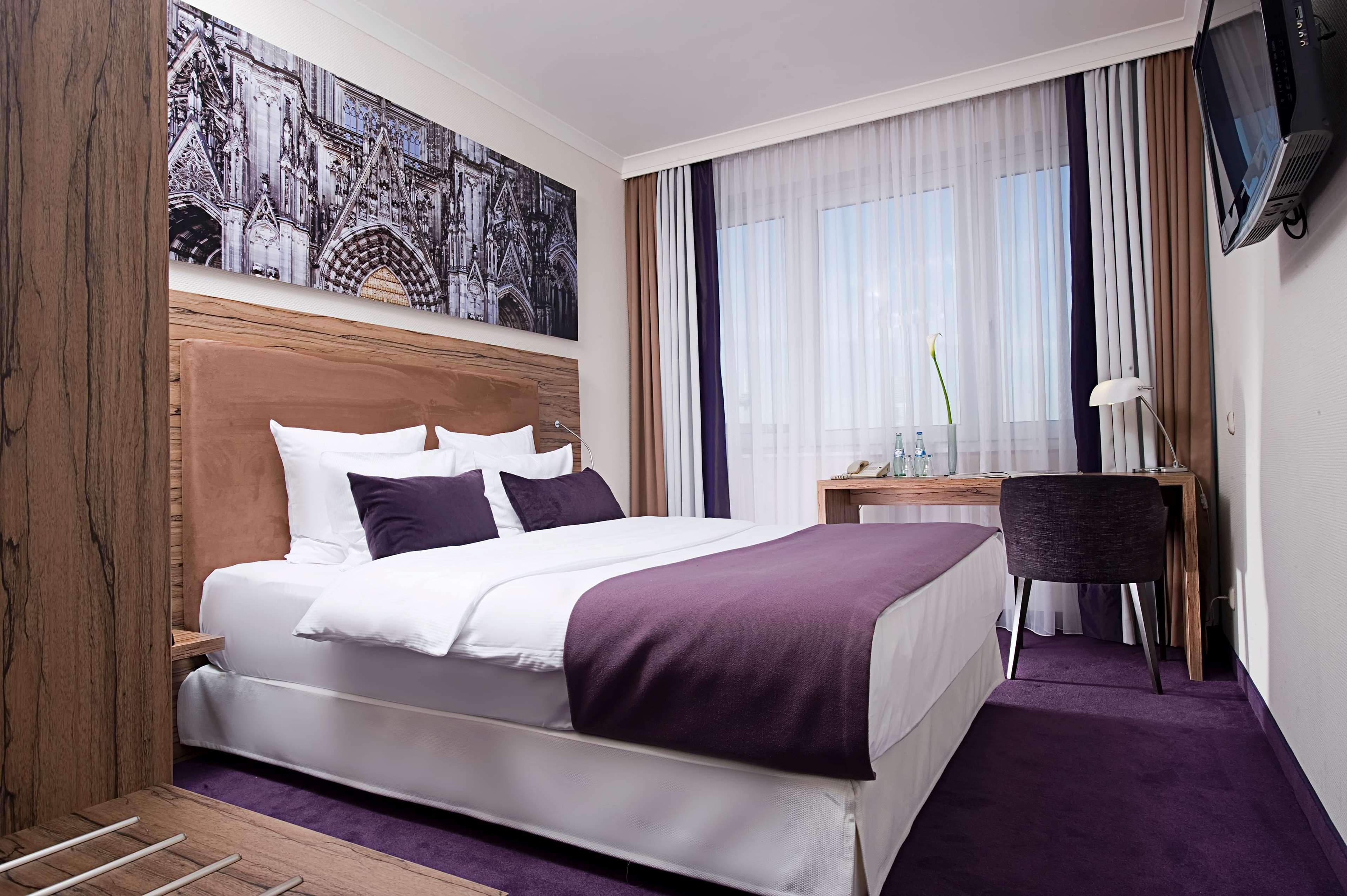 Wyndham Koeln Hotel Exterior foto